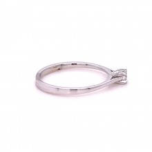Златен дамски пръстен с диамант 0,10Ct. чистота:SI размер:54 модел:42553-1